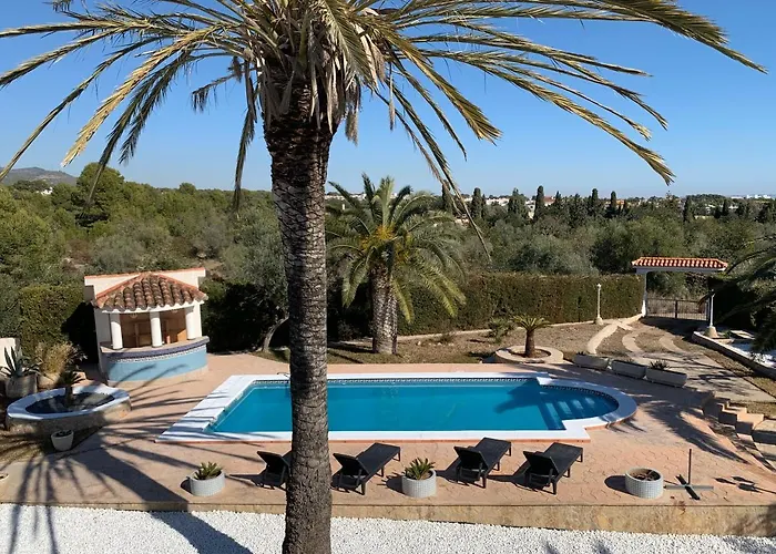 Evisa Villa